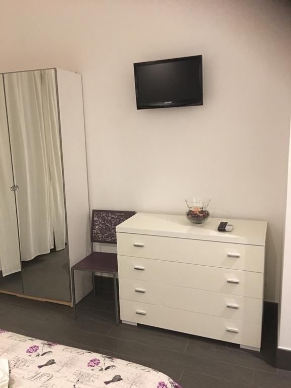 My Purple Apartment In The Center Of Rom Eksteriør billede